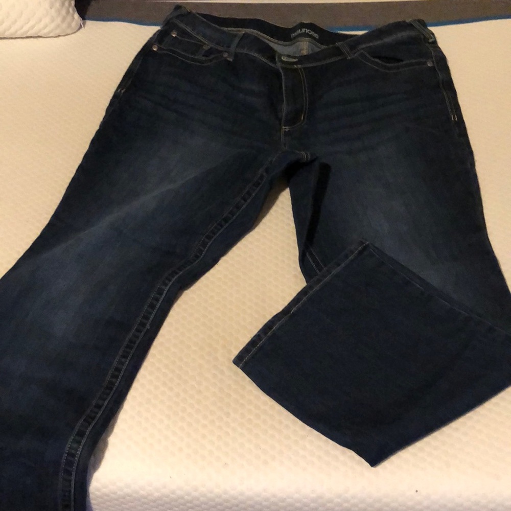 Maurice’s Bootcut Jeans 22w Short